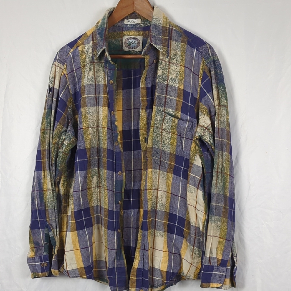 VINTAGE Men's Bay Area Traders Distressed Flannel Shirt